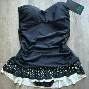 NWT Black One Piece Swim Suit! ✨ 🏊‍♀️